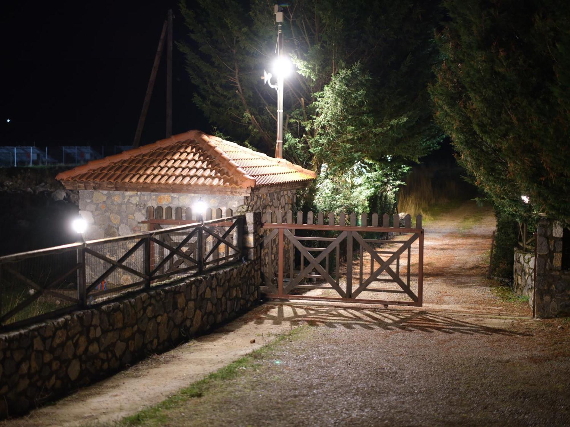 Mont Valley Boutique Chalets Arachova Exterior foto