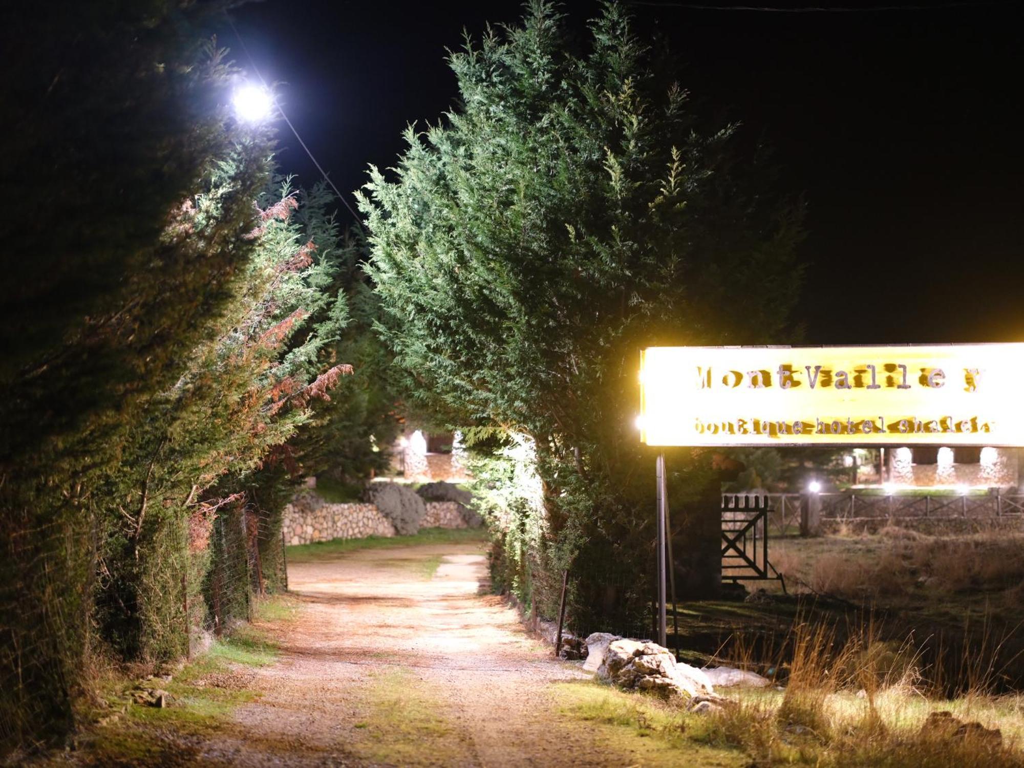 Mont Valley Boutique Chalets Arachova Exterior foto