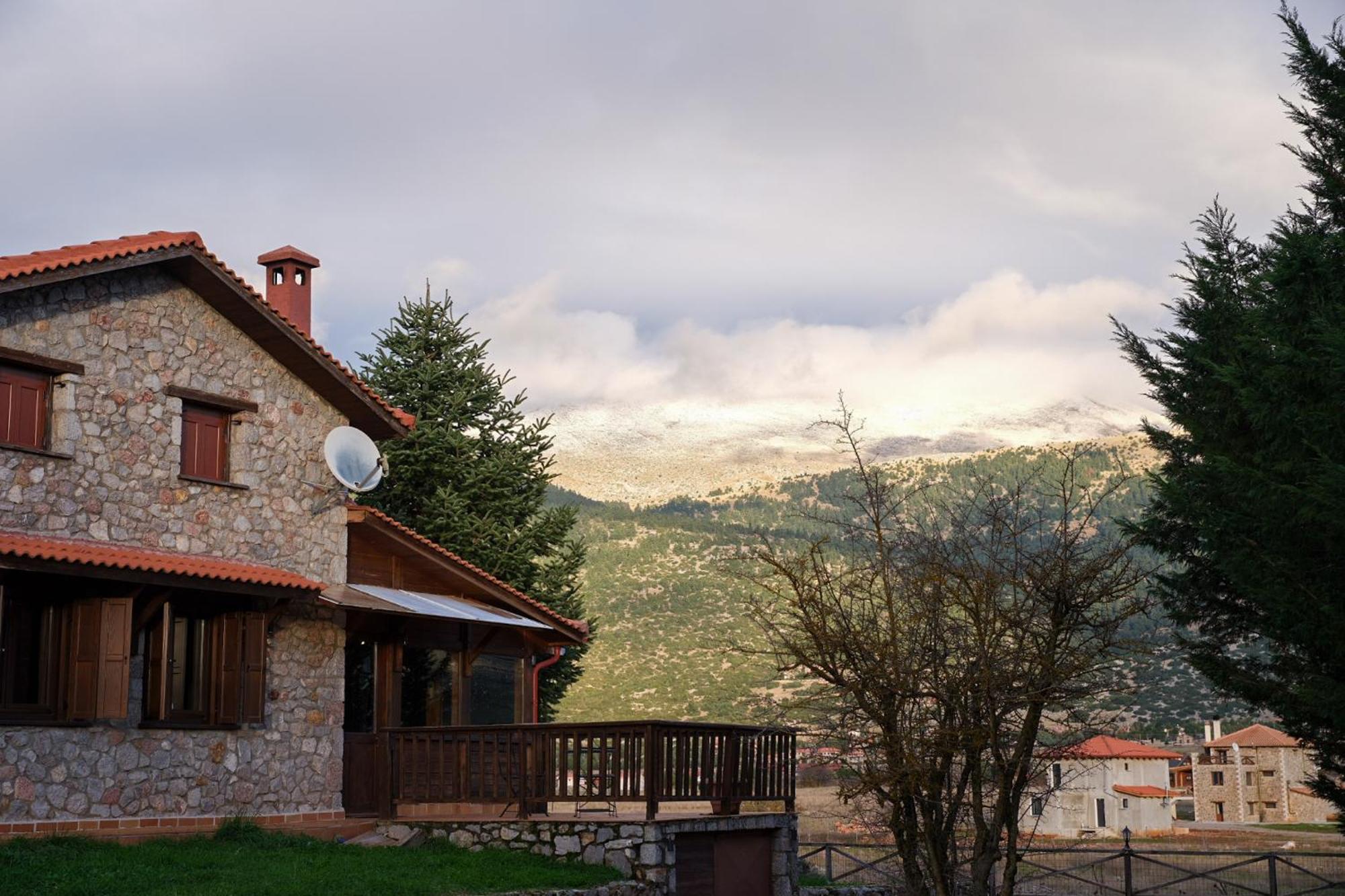 Mont Valley Boutique Chalets Arachova Exterior foto