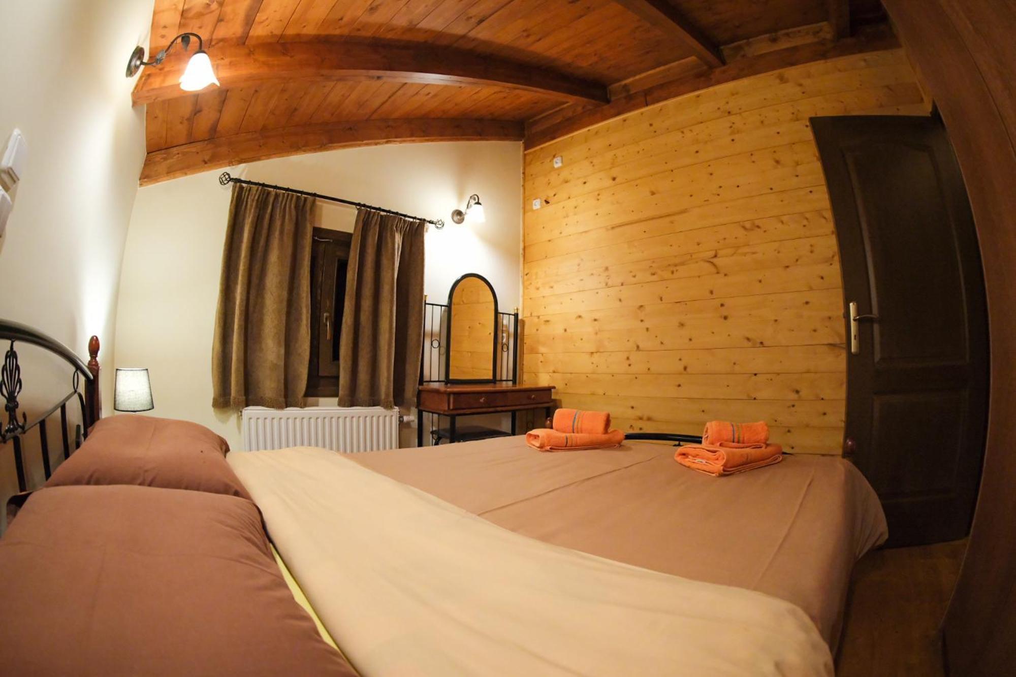 Mont Valley Boutique Chalets Arachova Exterior foto